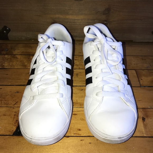 Adidas Shoes - Adidas Neo sneakers size 7!