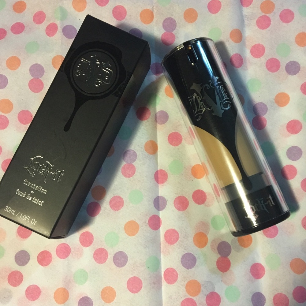 Kat Von D Lock It Foundation - 23 Med Neutral