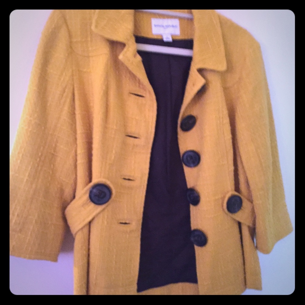 Mustard Blazer 👌
