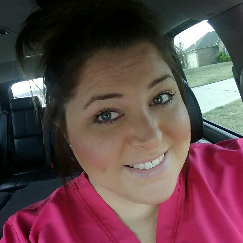 Meet your Posher, Kayla