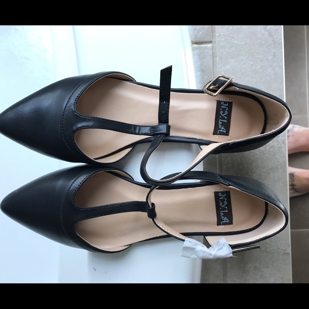 Black Nyla vegan flats