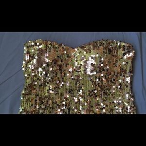 Gold sequin dress (Deb)
