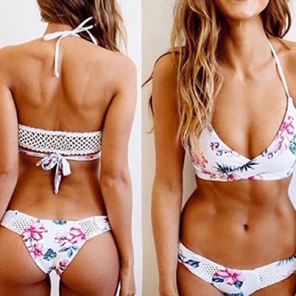 Floral Bikini - Picture 2 of 4