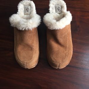 UGG Australia Suede fur lined Women's Clogs