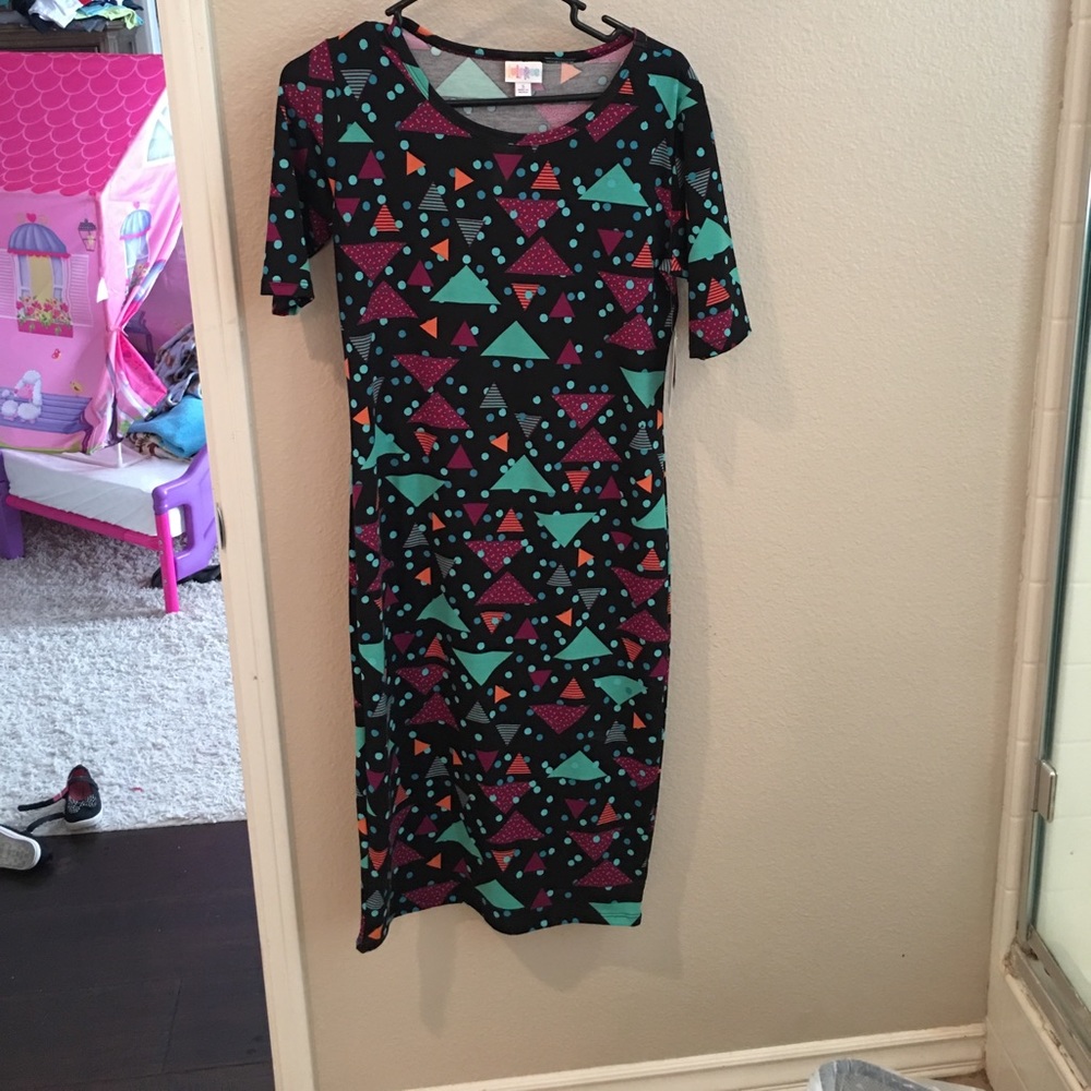 LULAROE Julia