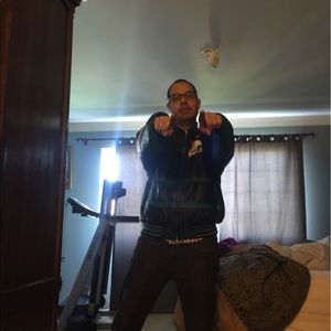 Meet your Posher, Alex