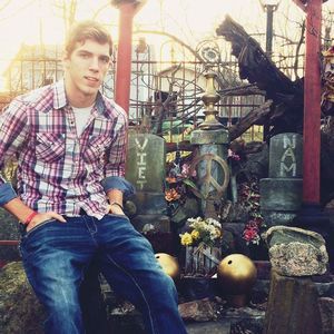 Meet your Posher, Jason