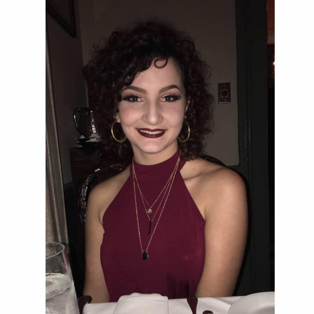 Meet your Posher, Abbie