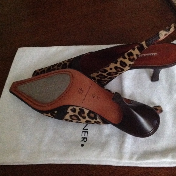 ⚡️Sale⚡️Donald J Pliner slingbacks Beautiful! - Picture 2 of 3