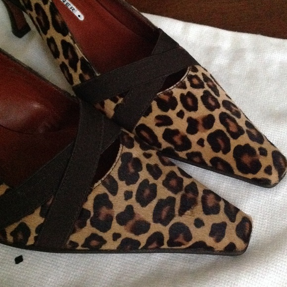 ⚡️Sale⚡️Donald J Pliner slingbacks Beautiful! - Picture 3 of 3