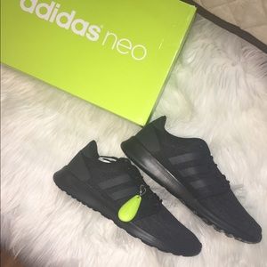 NIB Adidas Cloudfoam Racers Size 7