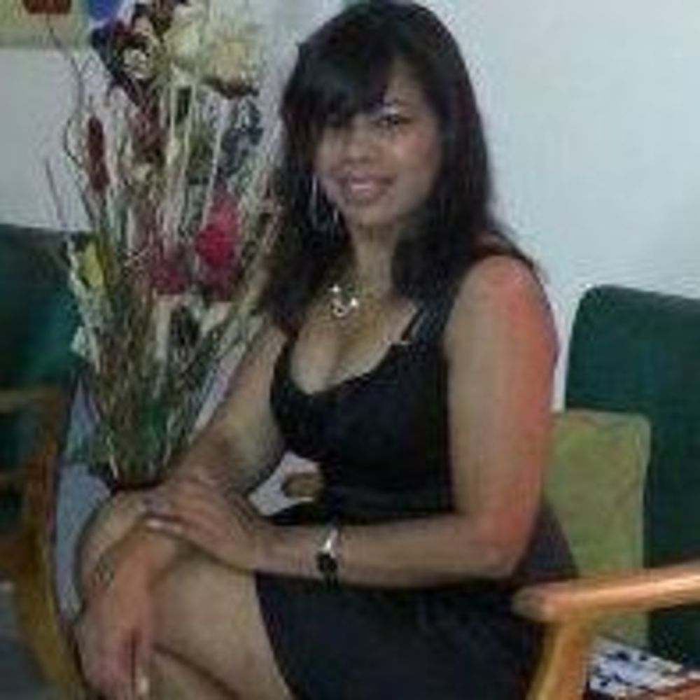 Meet your Posher, Monica