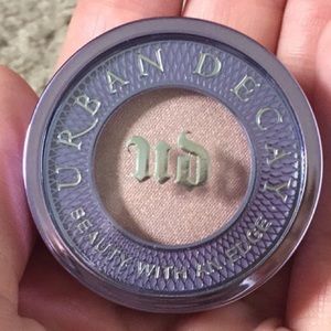 Urban decay eye shadow