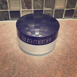 Laura Mercier translucent setting powder