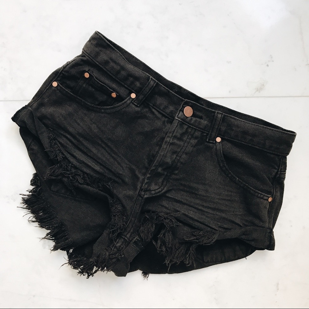 SOLD OUT ✖️ Black Denim Shorts - Picture 2 of 5