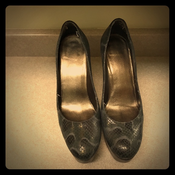 Stuart weitzman platform pump - Picture 1 of 4