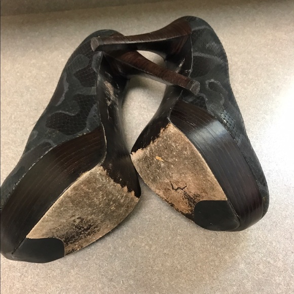 Stuart weitzman platform pump - Picture 3 of 4