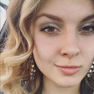 Meet your Posher, Chelann