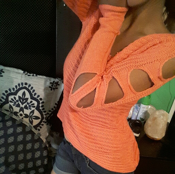 Distressed sweater - Picture 3 of 4