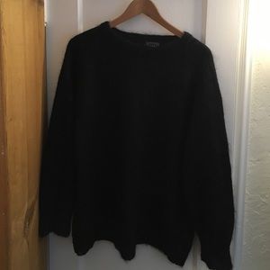 Black gap sweater