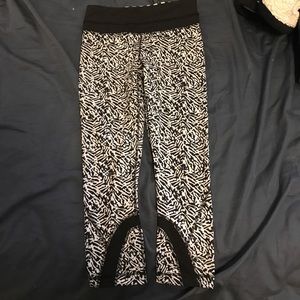 Lululemon Inspire Crop