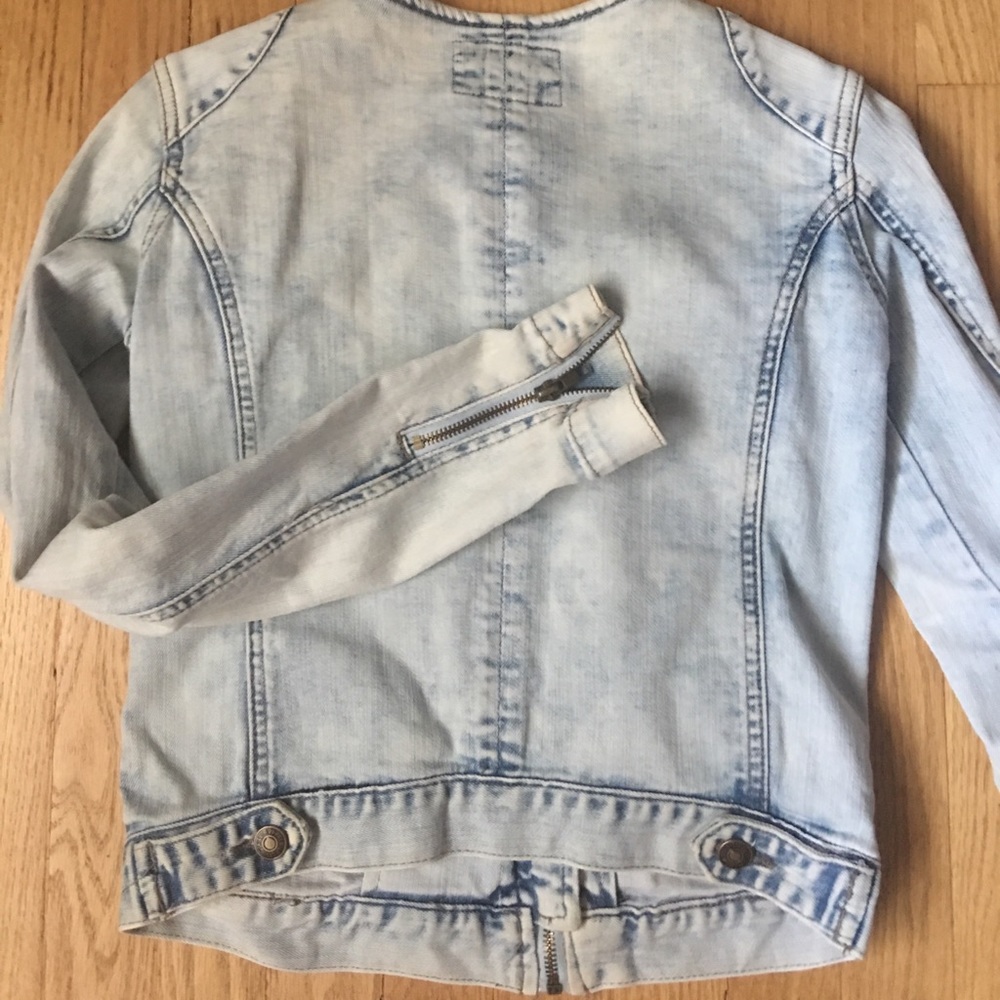 F21 jean jacket - Picture 3 of 3