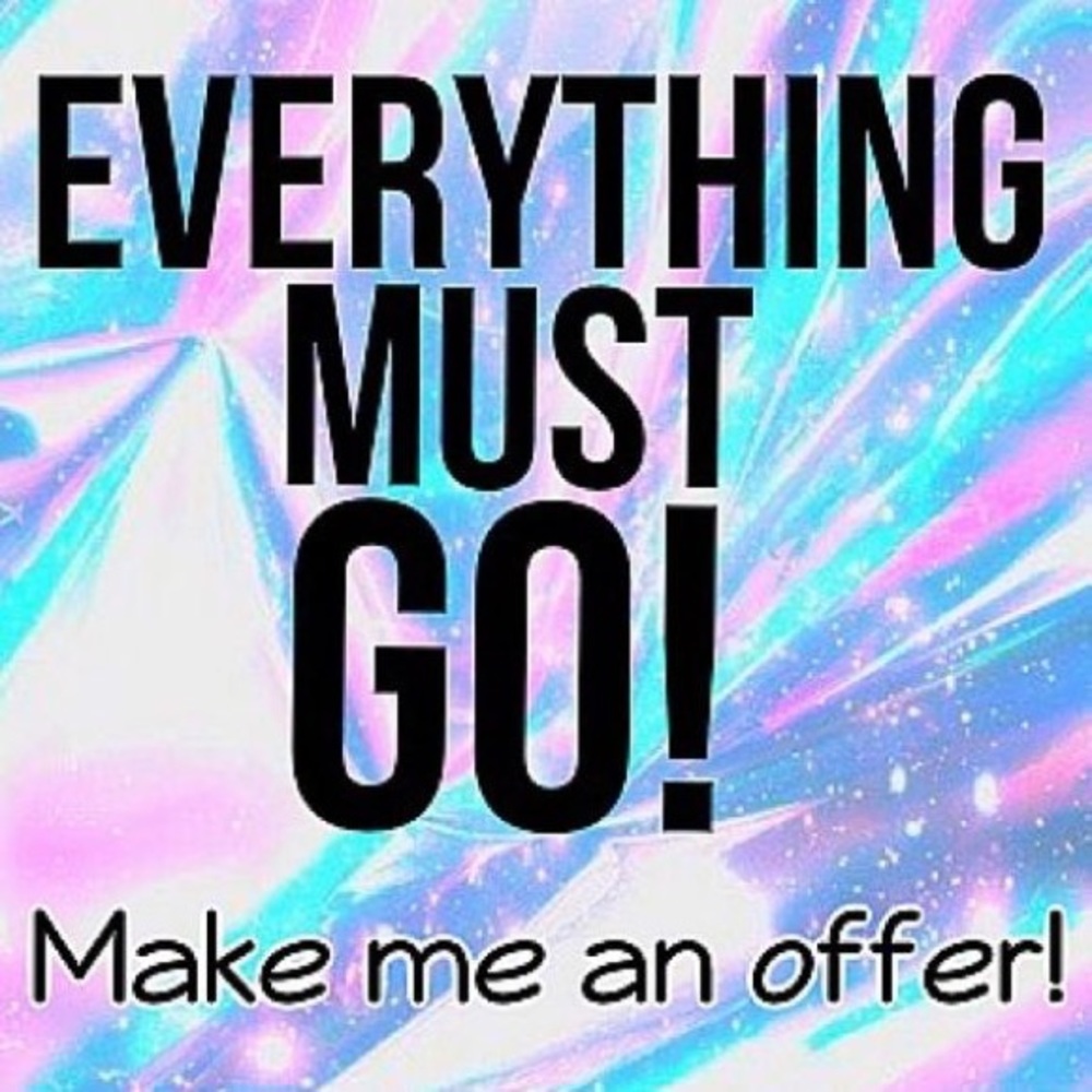 🎀🎊🎉MAKE ME AN OFFER! Everything must go!!