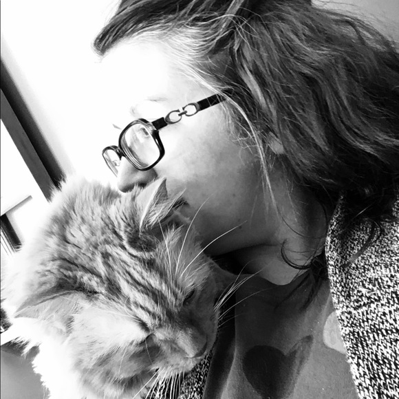 Meet your Posher, Harmony - Picture 5 of 6