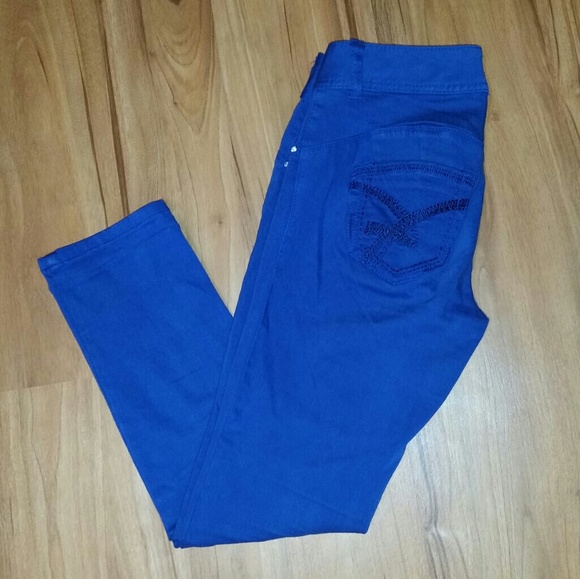 Womens skinny jeans  cropped blue 2% spandex - Picture 2 of 4