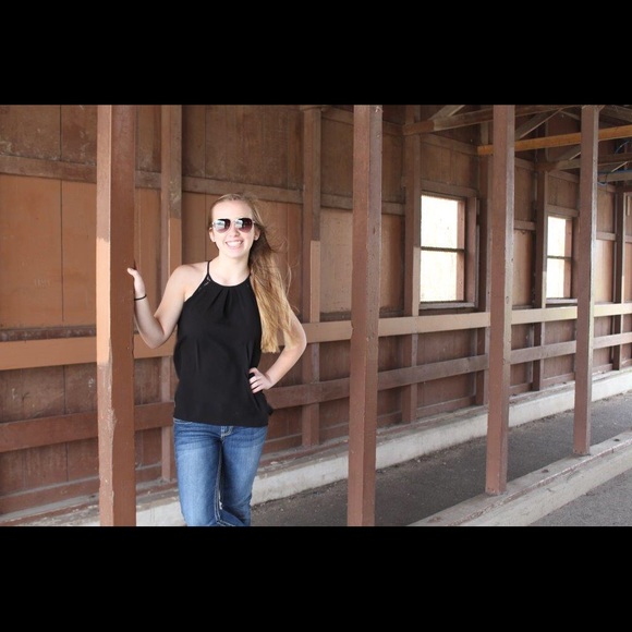 Meet your Posher, Allie - Picture 1 of 1