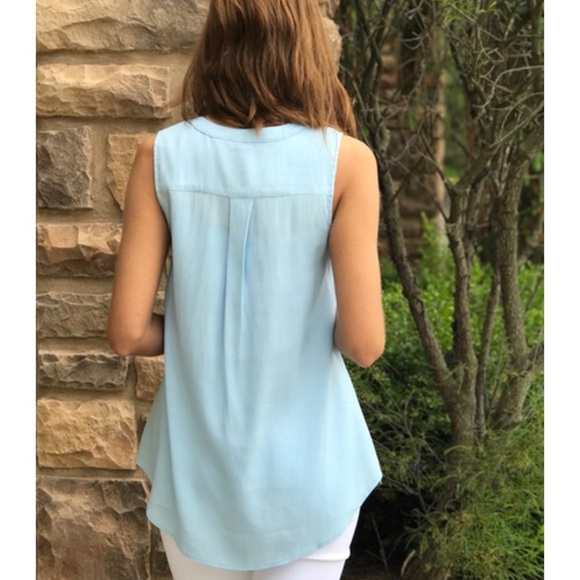 🌸Misty Lace Up Top - Picture 4 of 4