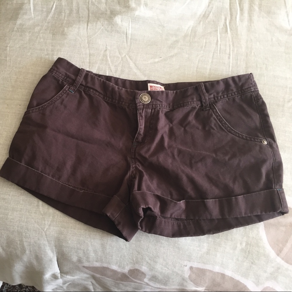 Brown 3" shorts