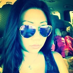 Meet your Posher, Tina