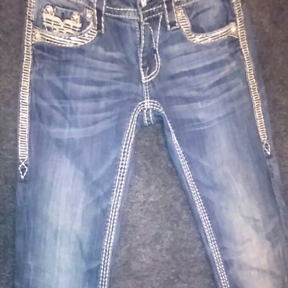 Showing - Picture 4 of 4