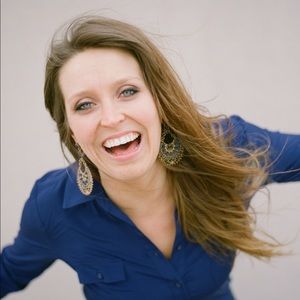 Meet your Posher, Emily