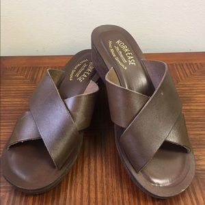 Kork-Ease brown leather suede sandals Sz 7