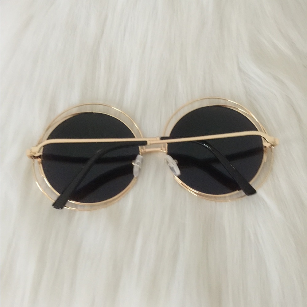 Oversized mirrored Sunny's (nwot) 🚫Firm🚫 - Picture 4 of 5