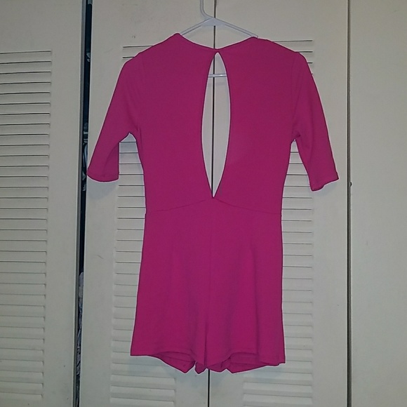 Jonsuit - Picture 2 of 3