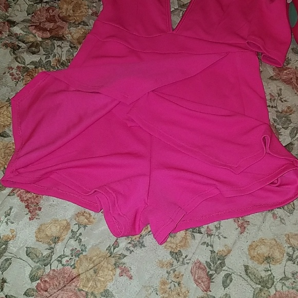 Jonsuit - Picture 3 of 3