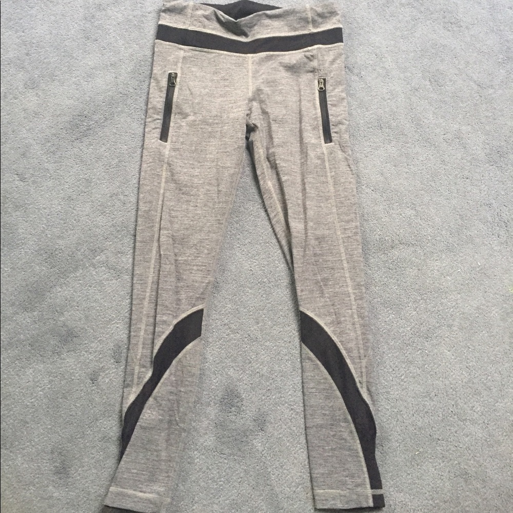 Grey and black lululemon 7/8 length