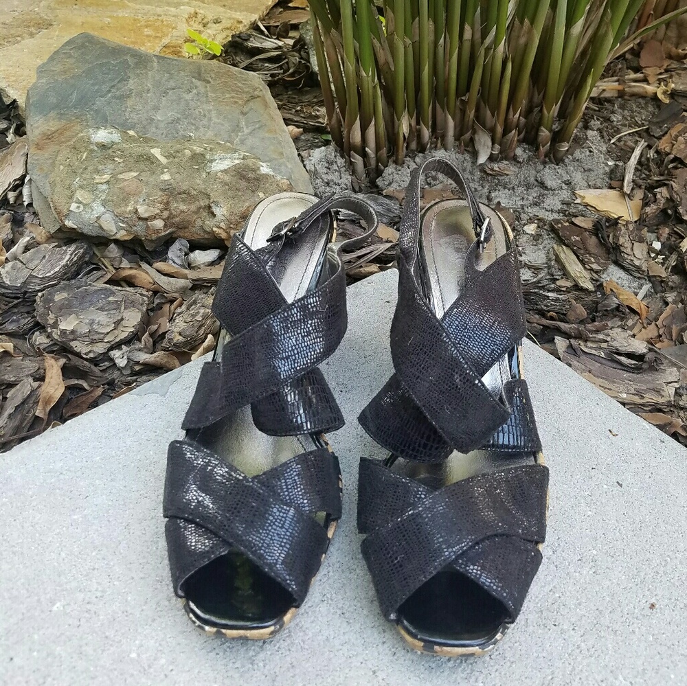 Kenneth Cole Reaction wedges