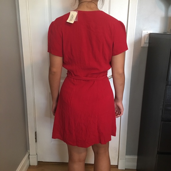 NWT deep plunge wrap dress - Picture 2 of 3