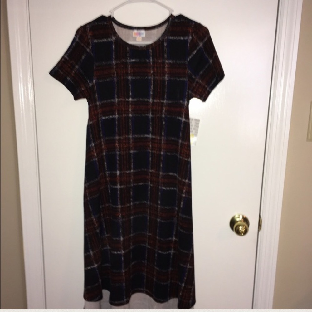 LLR Carly PLAID with black background! NWT