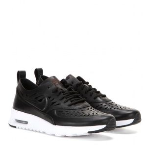 Nike Air Max Thea Joli Cut Out | Black | sz 7.5