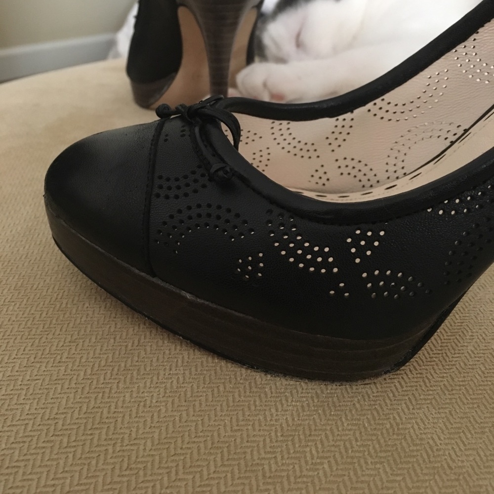 Coach black heels 4"