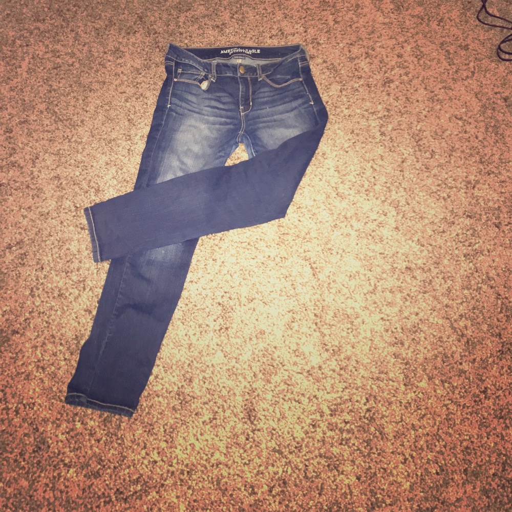 American Eagle Skinny Blue Jeans