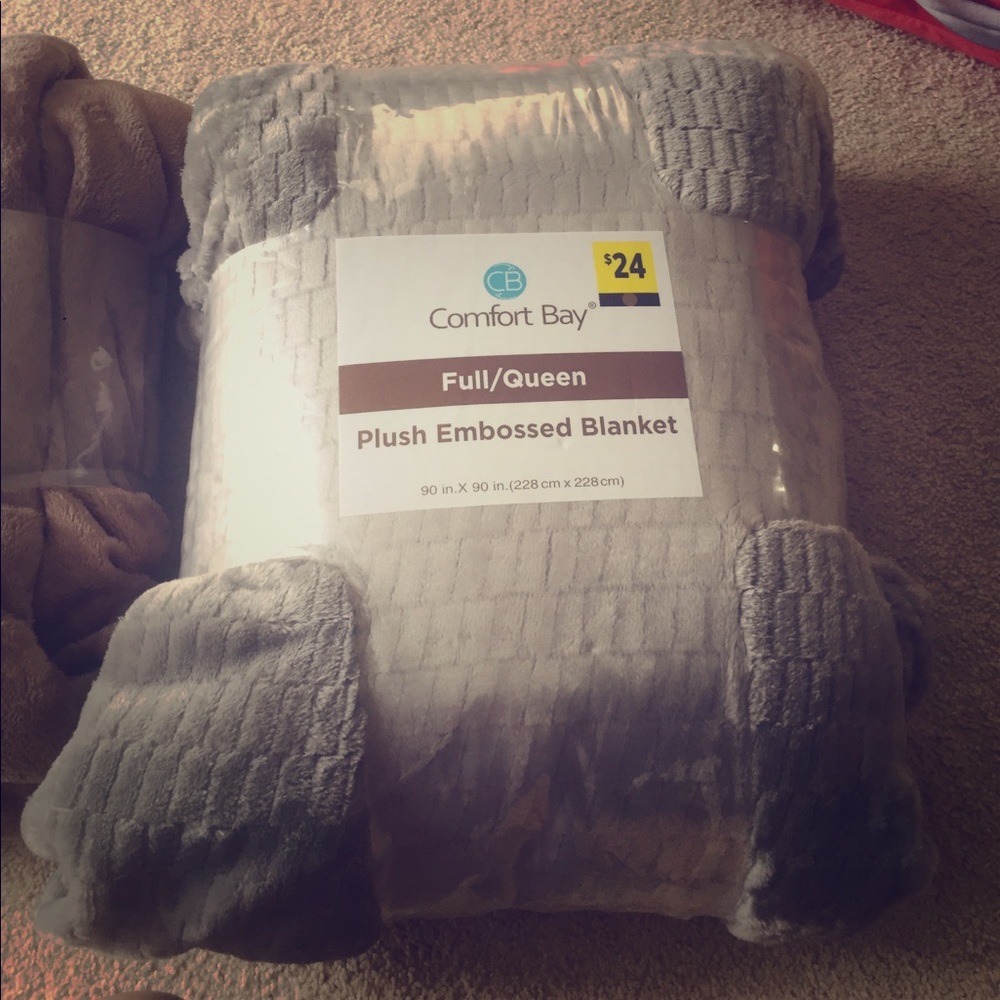 Plush blanket