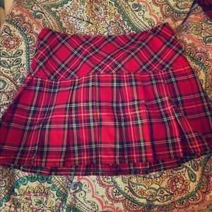 Red plaid mini skirt