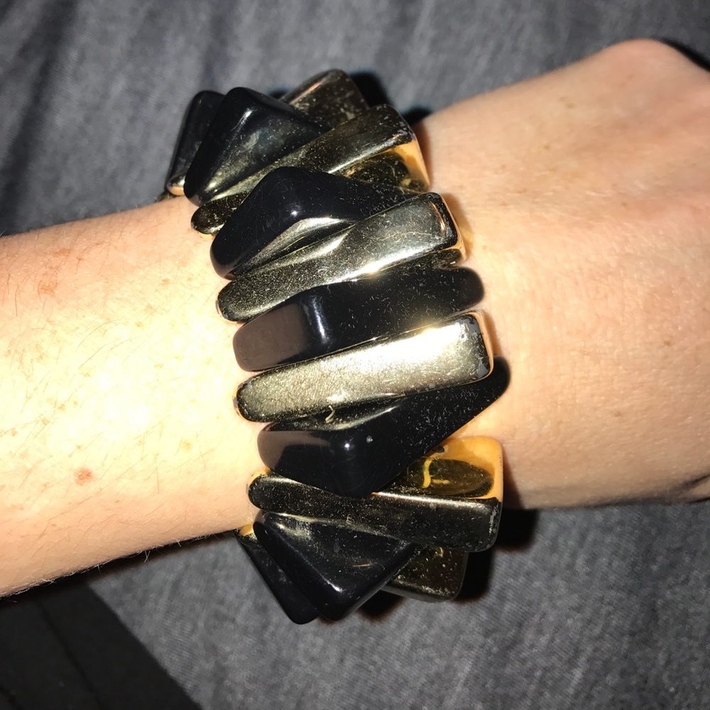 Black and Gold Stretchy Bracelet - Picture 3 of 4