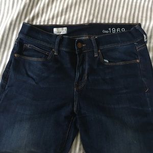 Dark wash GAP legging jeans size 27 waist